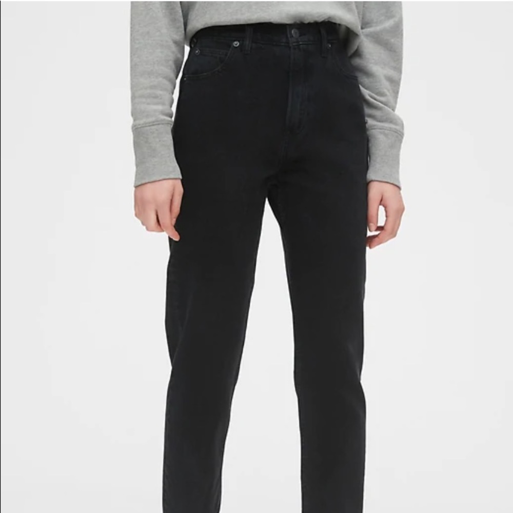 Gap High Rise Mom Jean | 27 | Black | Non-stretch